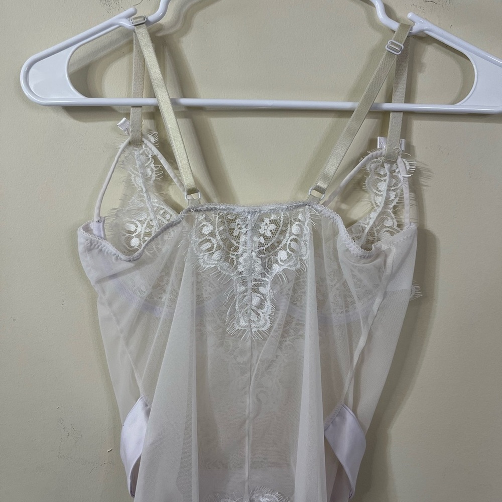 Fashion Nova White Lace See Through Corset Lingerie Bodysuit - Picture 7 of 11
